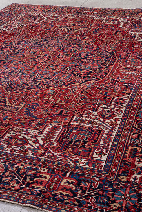 Vintage Heriz Area Rug (9' x 13')